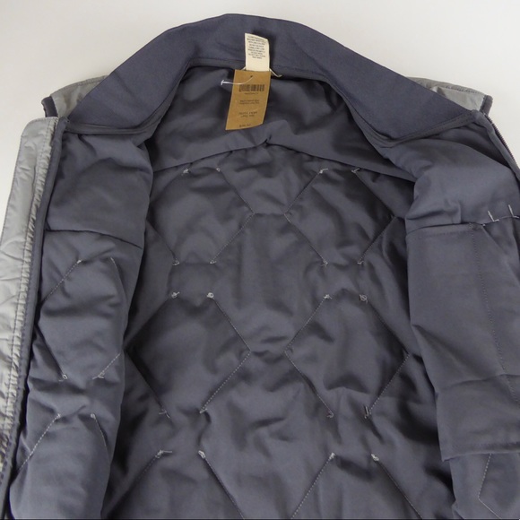 Duluth Trading Agiloft Quilted Light Stretch Vest - Picture 7 of 8